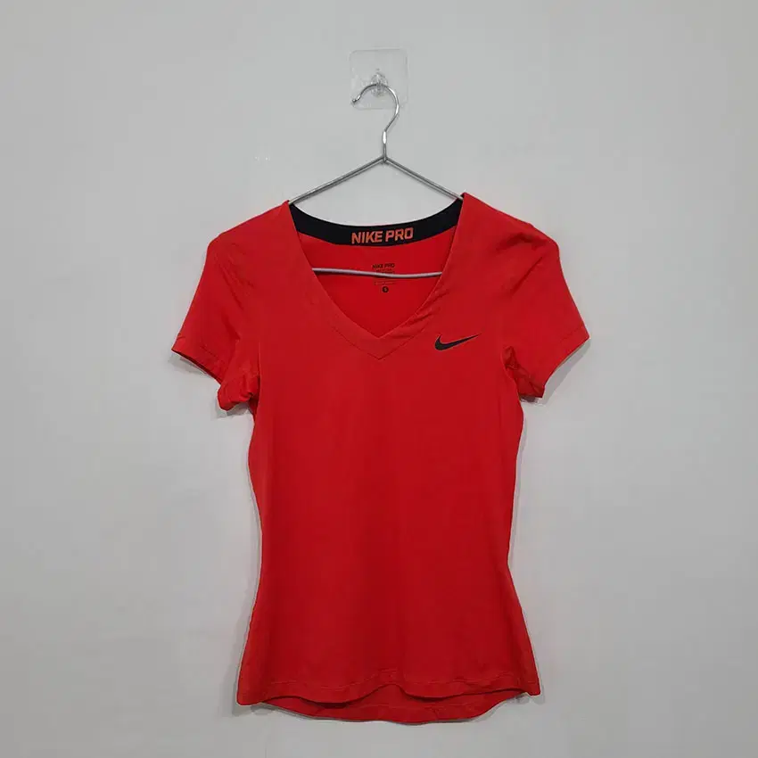 ~1 nike/womens/short-sleeved t-shirt/size/price485