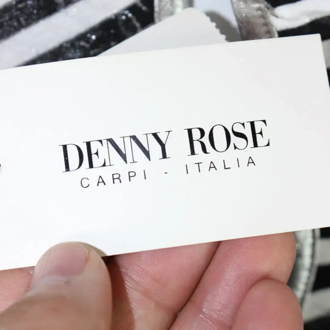 새상품) DENNY ROSE 민소매 탑 [24061213]