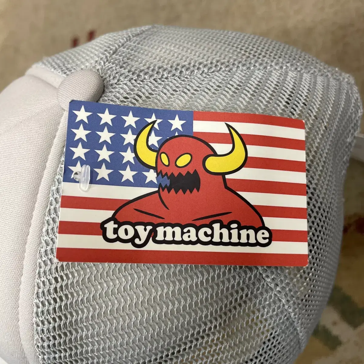 Toy machine 볼캡 그레이