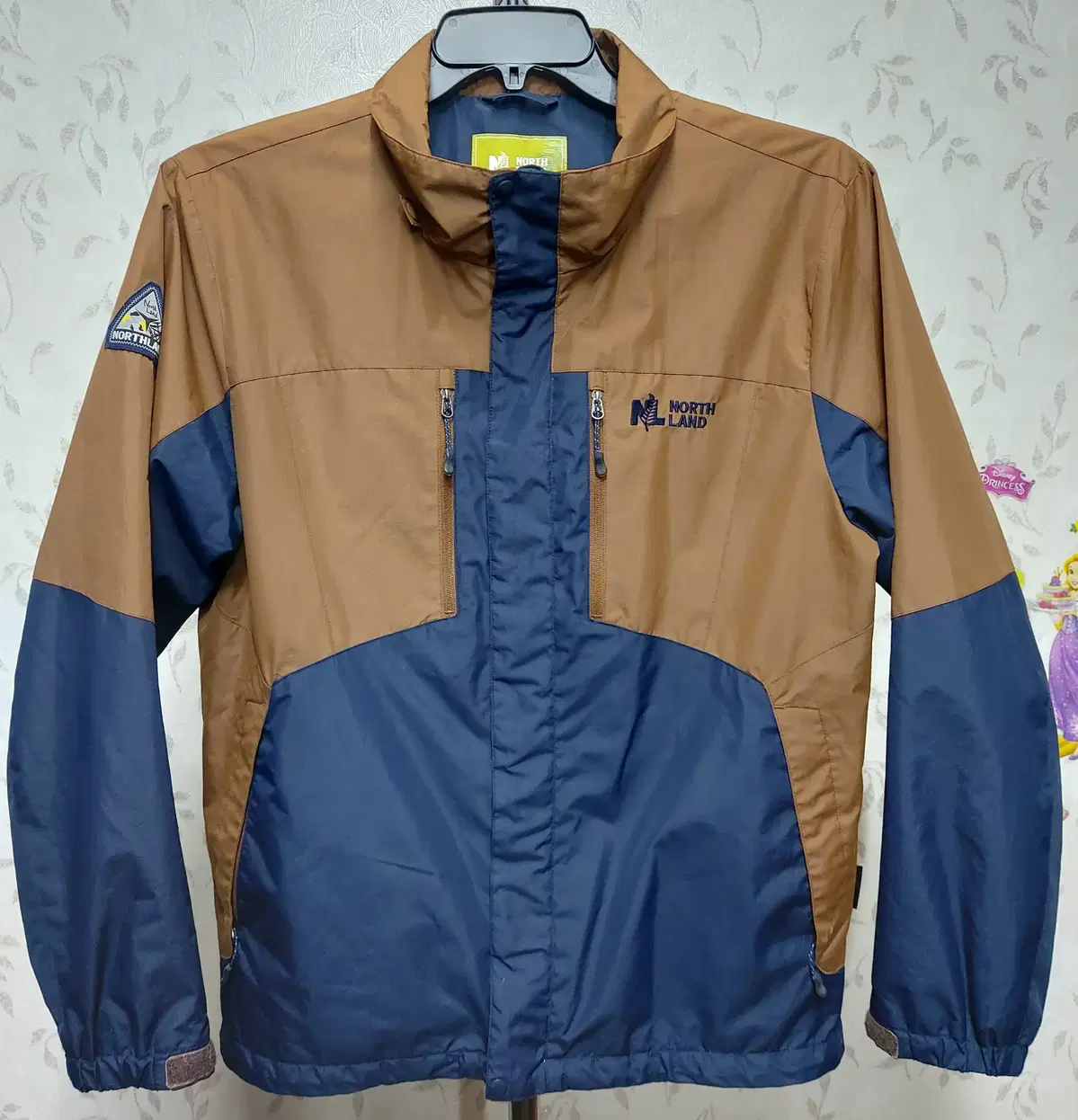 Northland Windbreaker Jacket Windbreaker 100