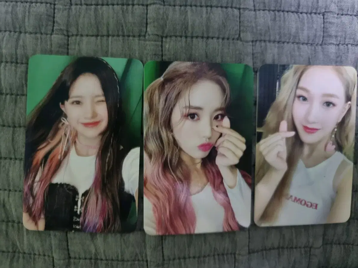 Fromis 9 Rubam Photo Cards in Bulk