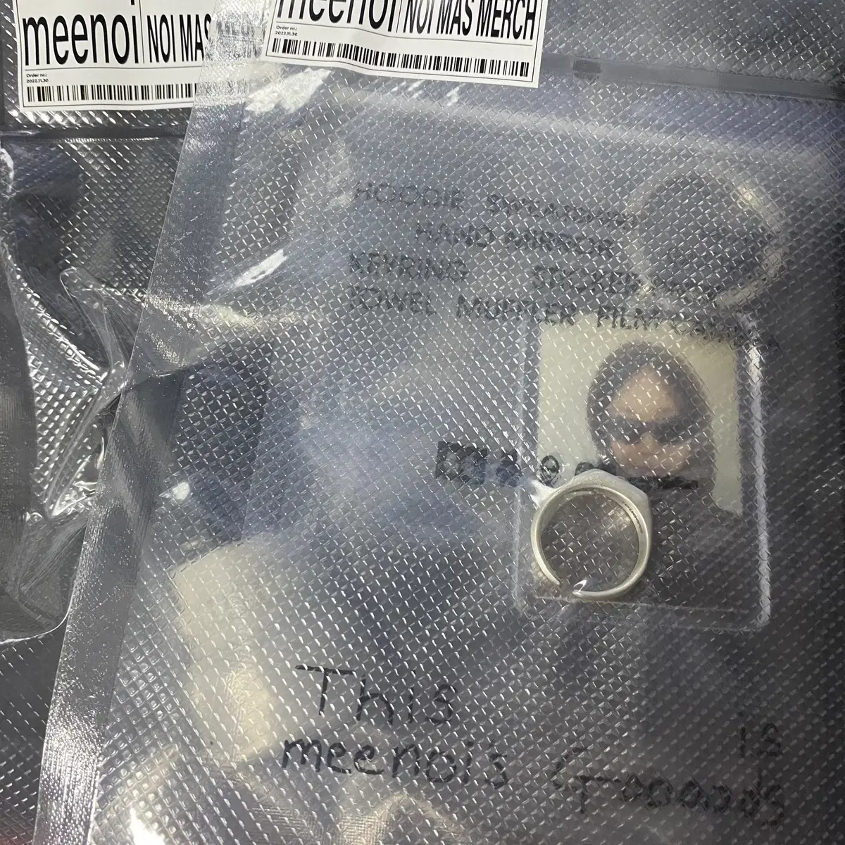 Minoi Goods (Vahn Stamped Keyring) sealed Genuine