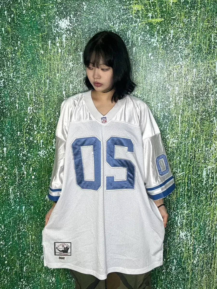 NF L White bloo Hockey Suit 110