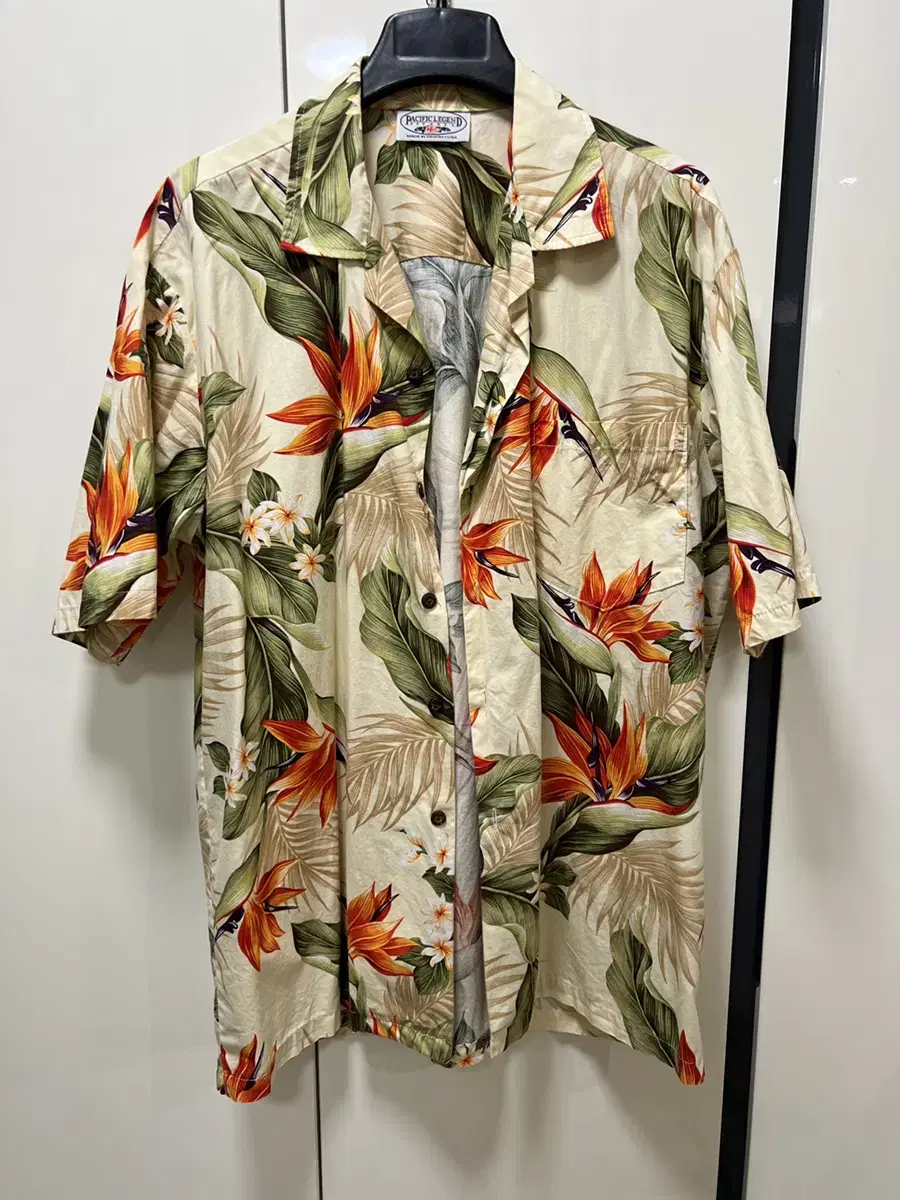 Five Hawaiian shirts from Pacific Legend (US Amazon).