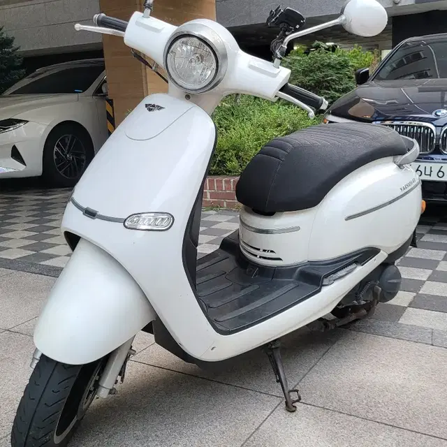 야르스 125CC 클래식 스쿠터 판매합니다