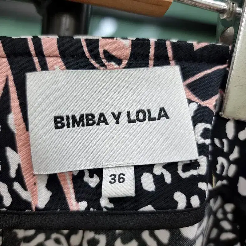 BIMBA Y LOLA 빔바이롤라 지퍼 스커트 치마