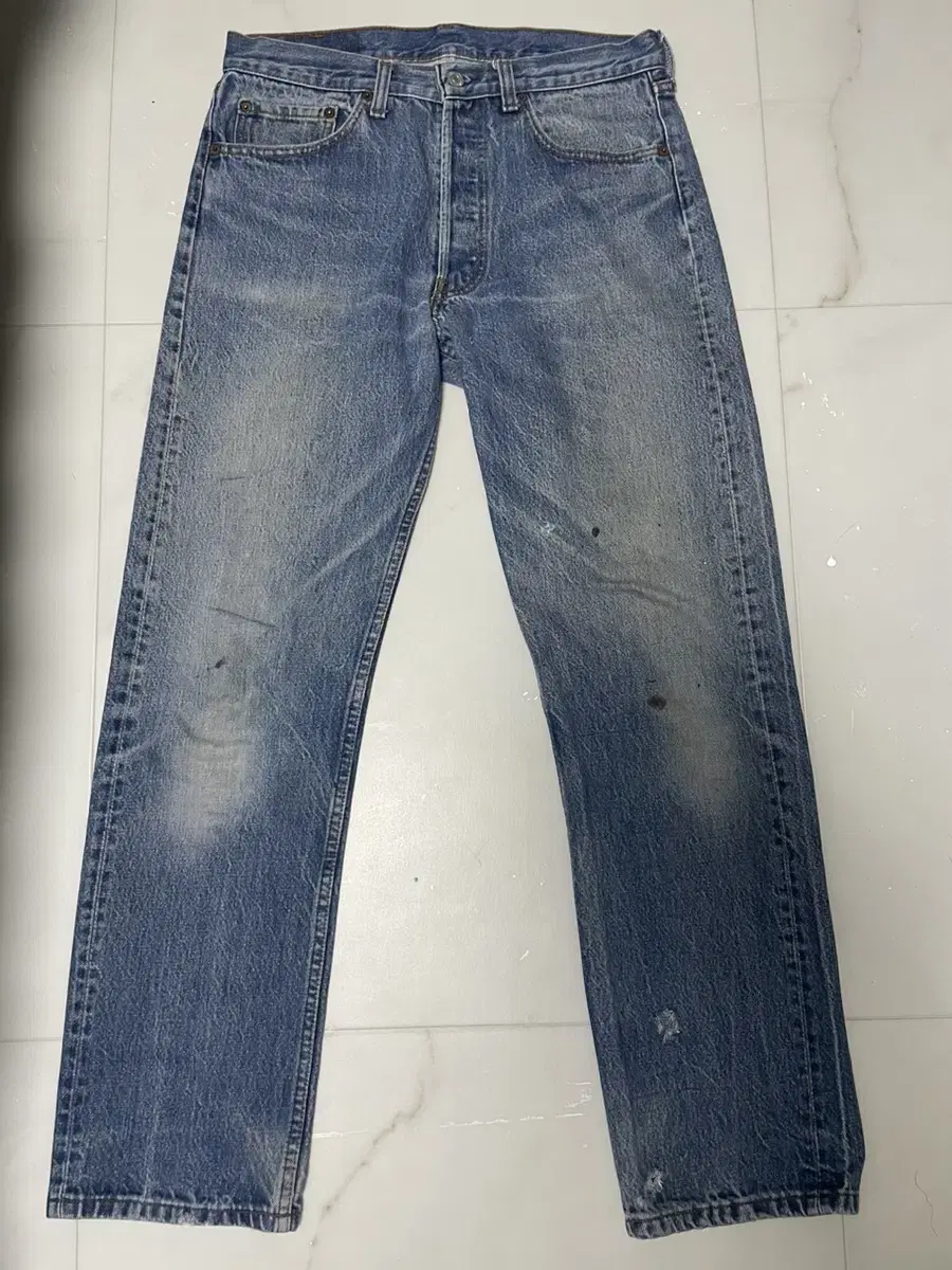 Levi's 501 33 80's Faded