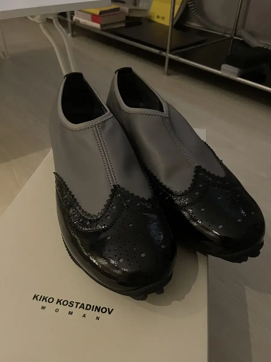 키코코스타디노브 kiko kostandinov sonia slip on