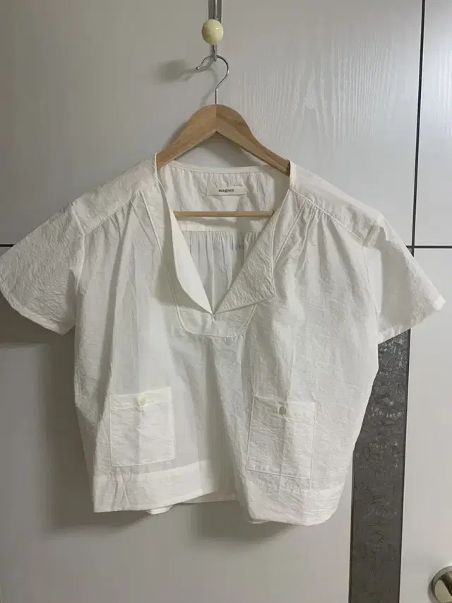 샵마그넷 wrinkle round blouse 새상품