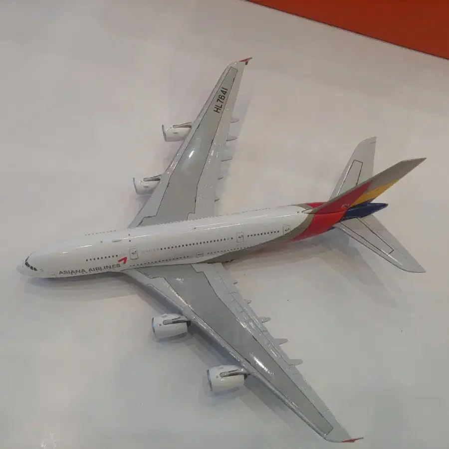 JC WINGS 1:400 A380-800 아시아나 HL7641