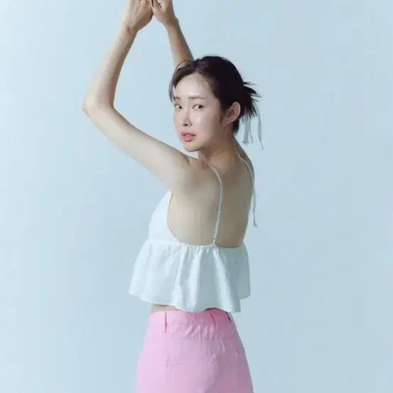 (가격인하)그로브 23su vera sleeveless white