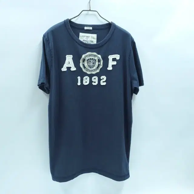 ABERCROMBIE 아베크롬비 MUSCLE 로고자수패치 티셔츠 C098