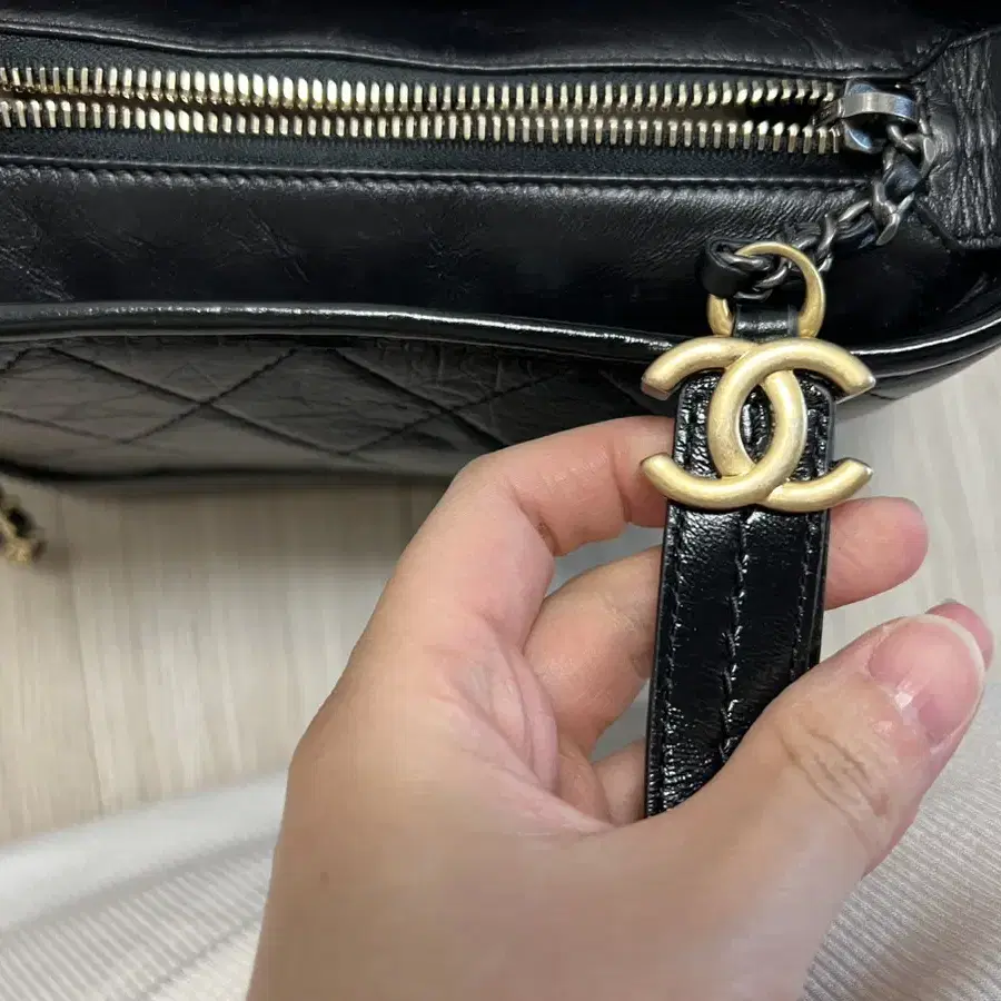 샤넬 가브리엘 호보 Chanel Gabrielle Small 금장