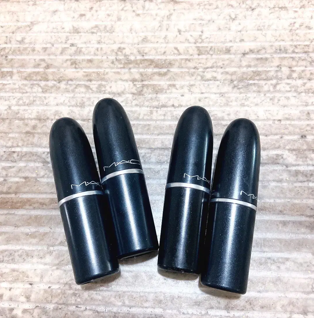 [Quick sale!!! Almost new] MAC MAC Lipstick