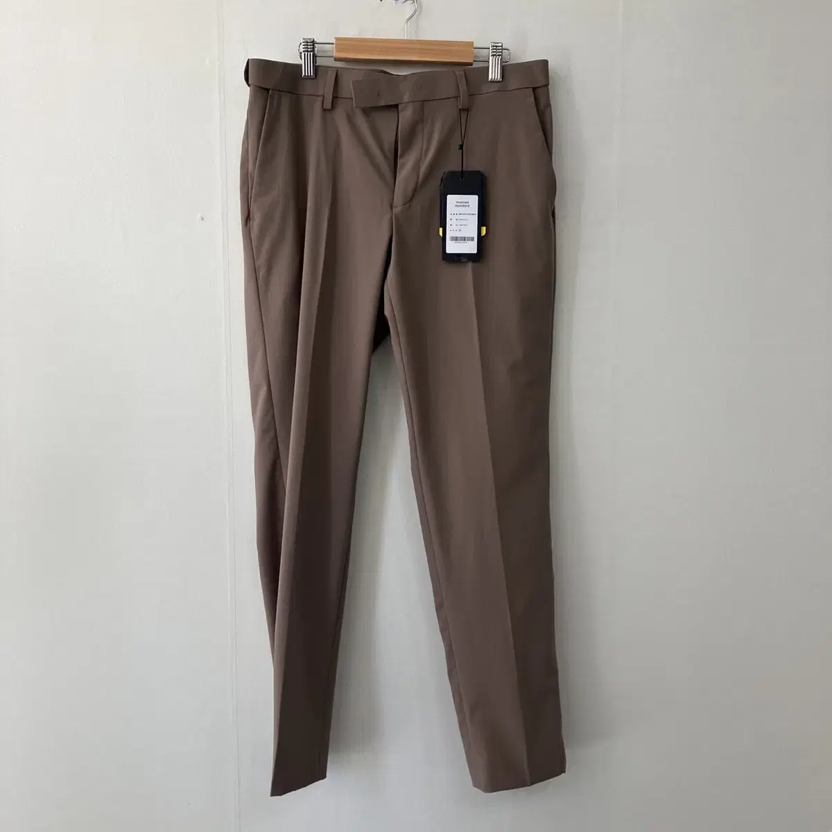 Gentlemen's Standard Slacks 31 New