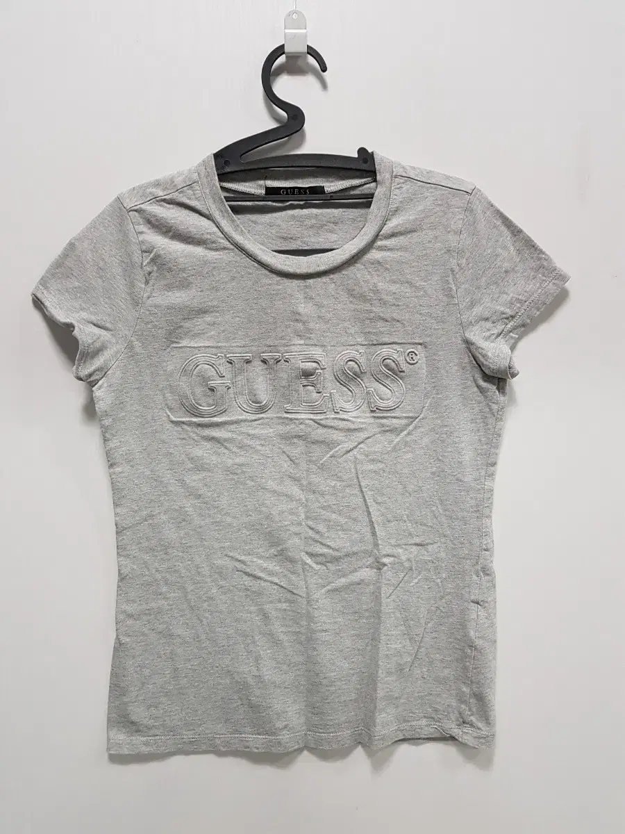 GUESS Round Tee XS 334840