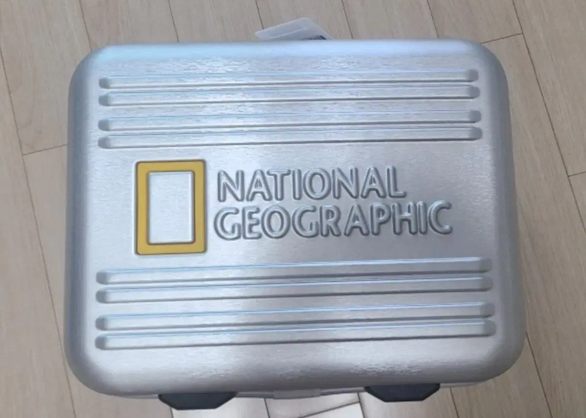 National Geographic Carrier (mini-tray)