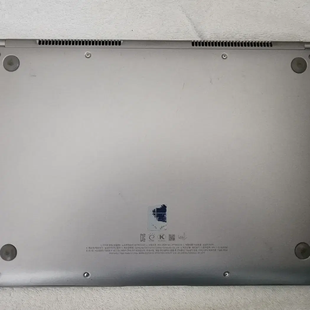 삼성노트북 NT901X3H ( i5-7200U /8G /SSD256G)