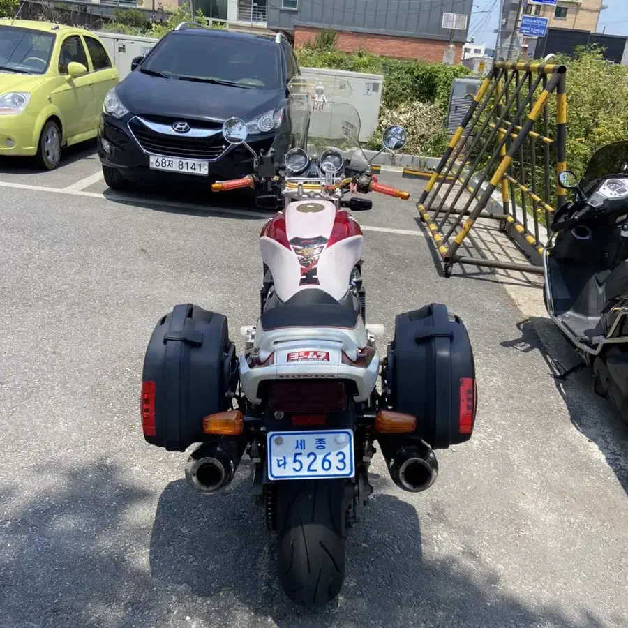 Cb1300sf