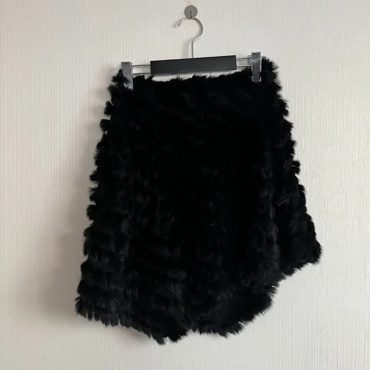 Rabbit fur layered shawl