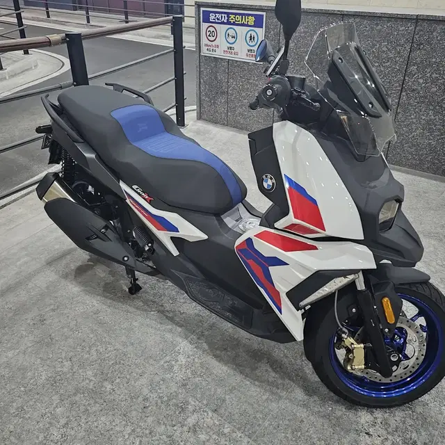 bmw c400x