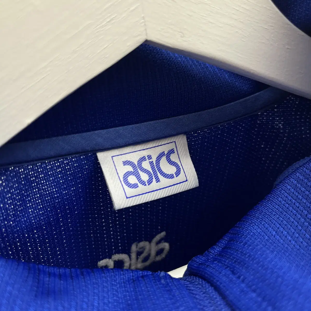 ASICS 90's pullover