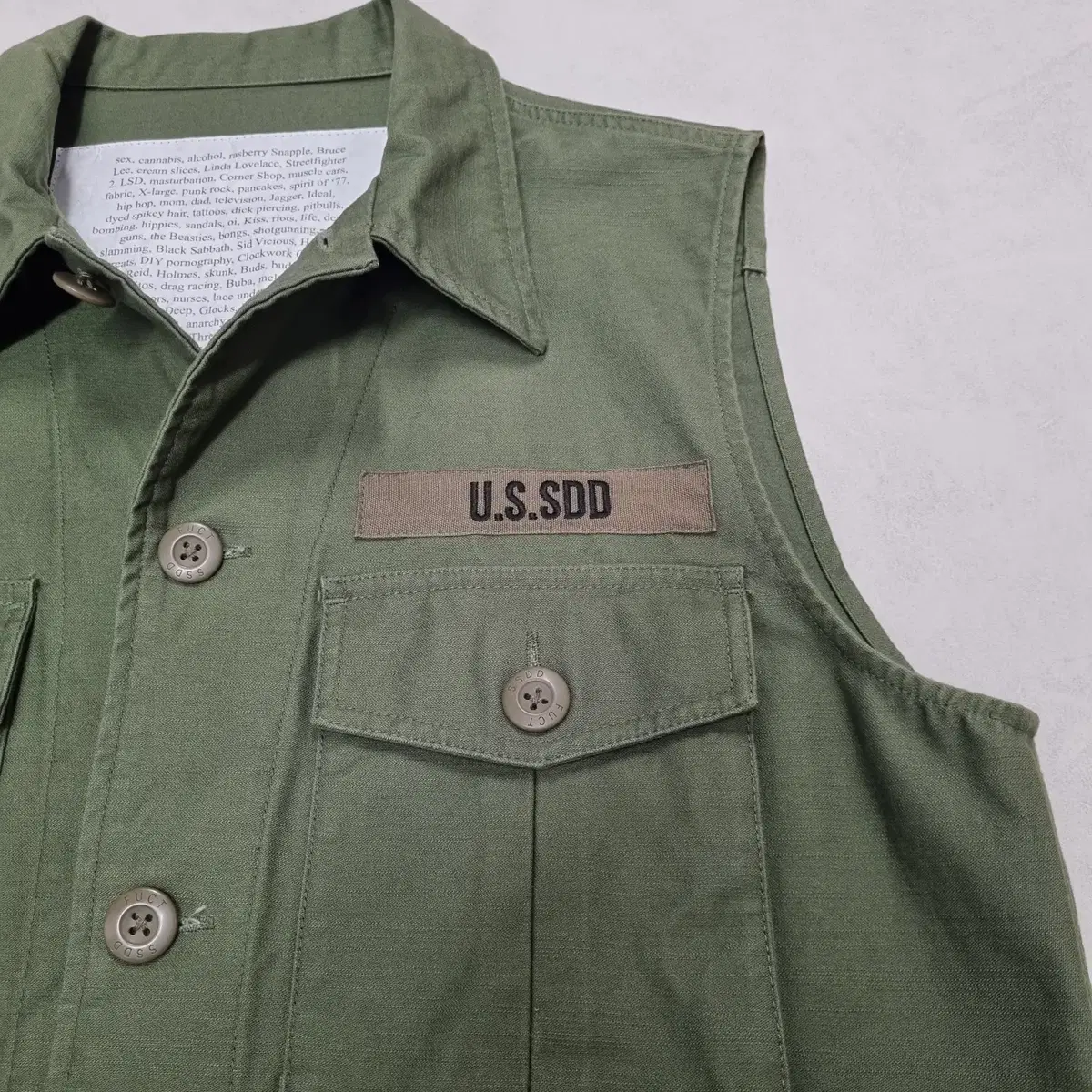 FUCT SSDD 퍽트 백사틴 밀리터리 베스트 - M   USN VEST