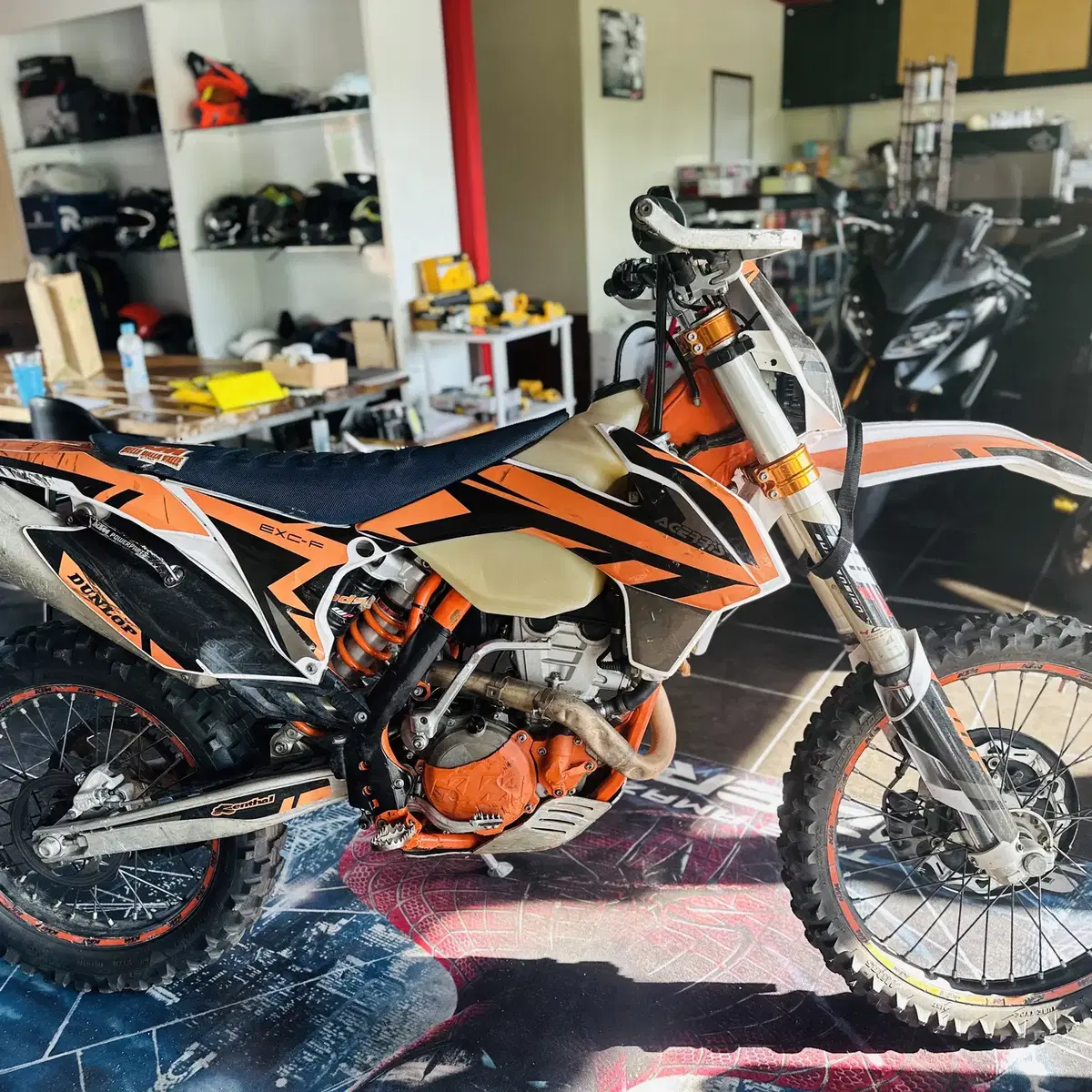 15년 KTM 6 days 식스데이 250 4T 판매합니다