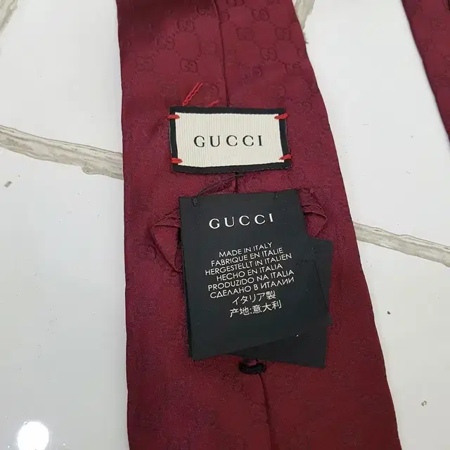 GUCCI 구찌 실크 넥타이 버건디