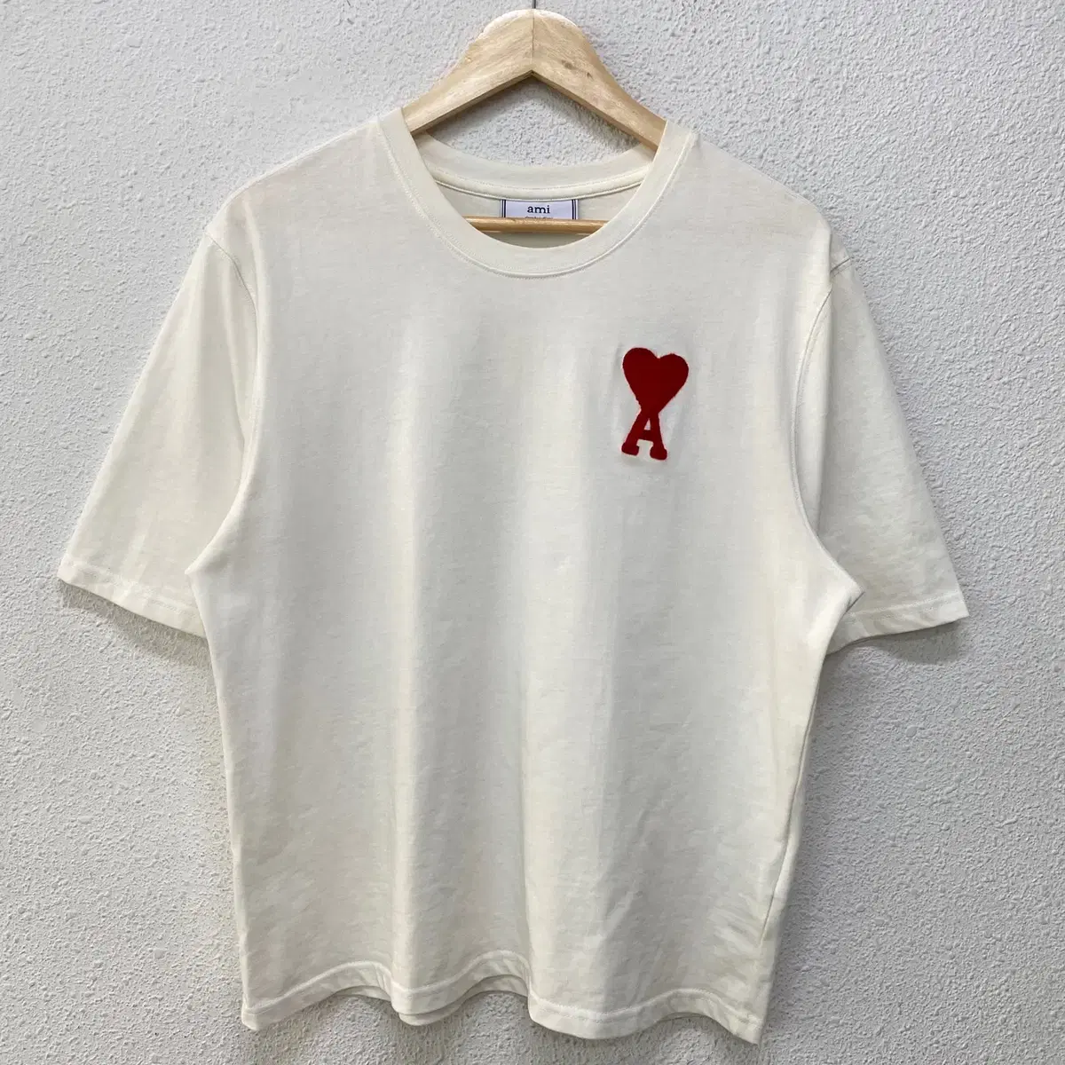 [M] AMI New Big Heart Round Vahn Tee N2493