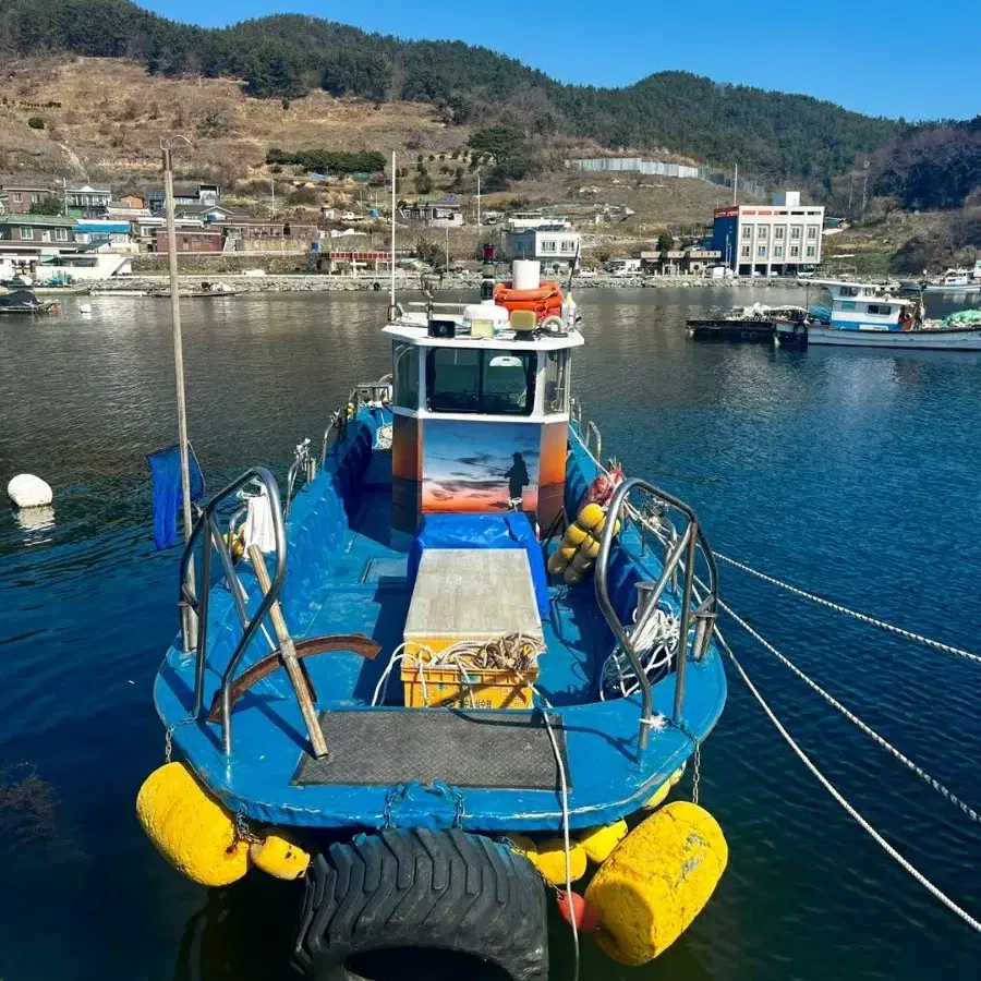 레져선 2.99톤 선내기 판매합니다