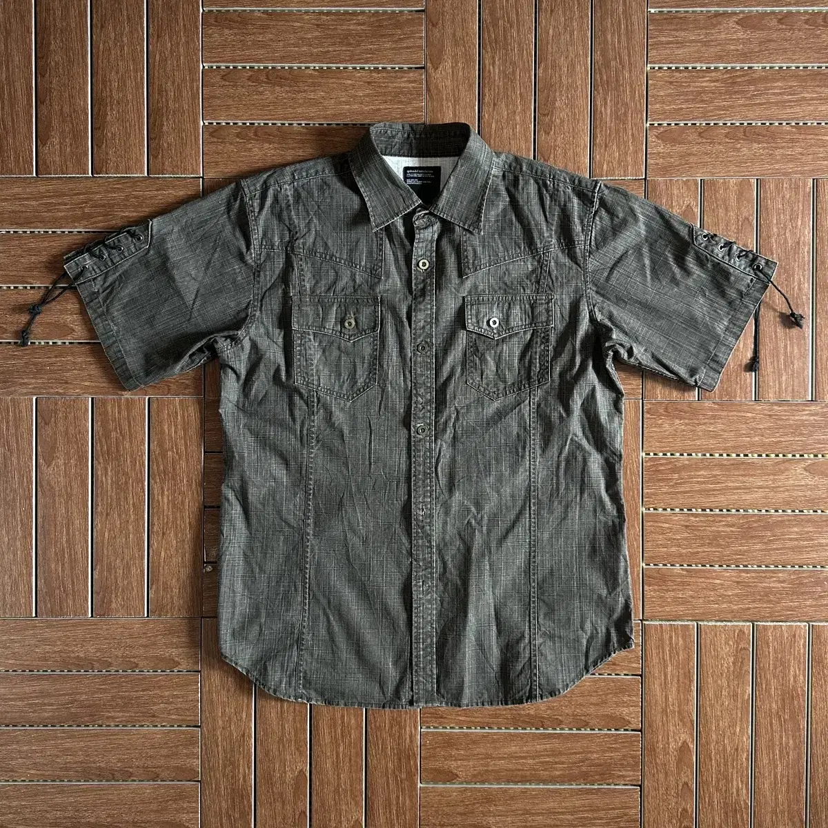 Splendid Satisfaction Vintage Short Sleeve Shirt XL