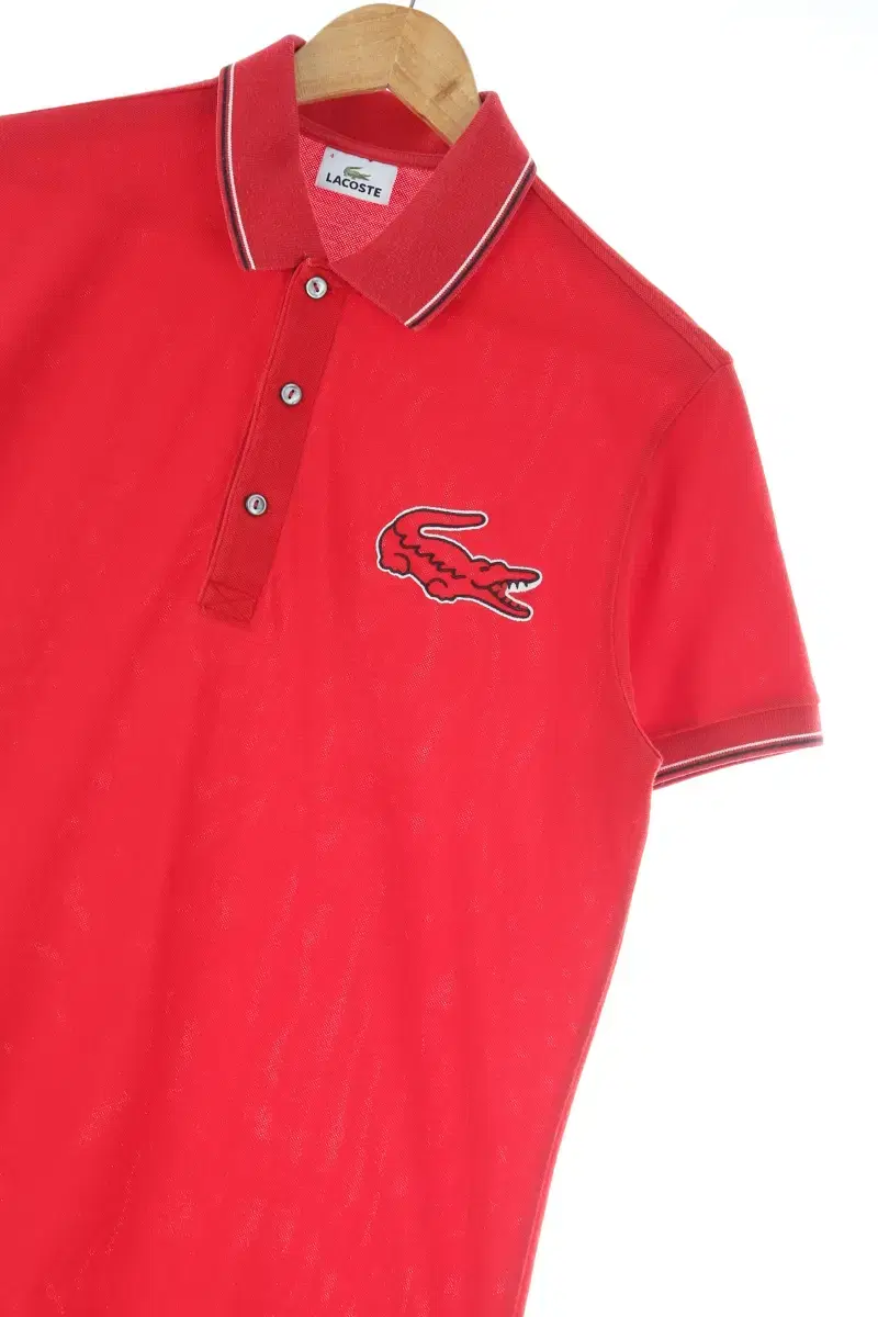 (L) Lacoste Short-sleeved kara T-shirt Red cotton amecaji loose fit-D338