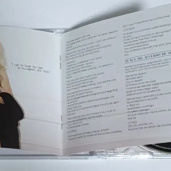 샤키라 Shakira 디럭스 앨범 시디 CD