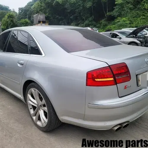 아우디 S8 5.2 가솔린 4E 2008년식 003949 분해 판매합니다