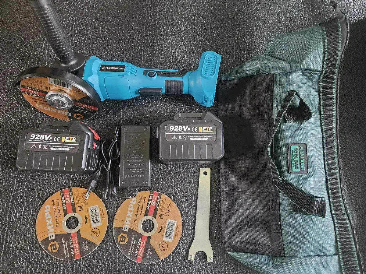 Cordless grinders