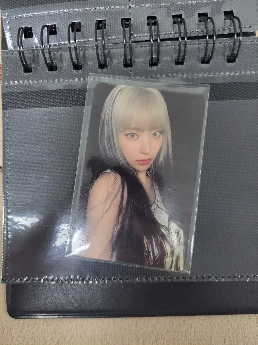 Le sserafim sakura e.ji joeunmusic photocard