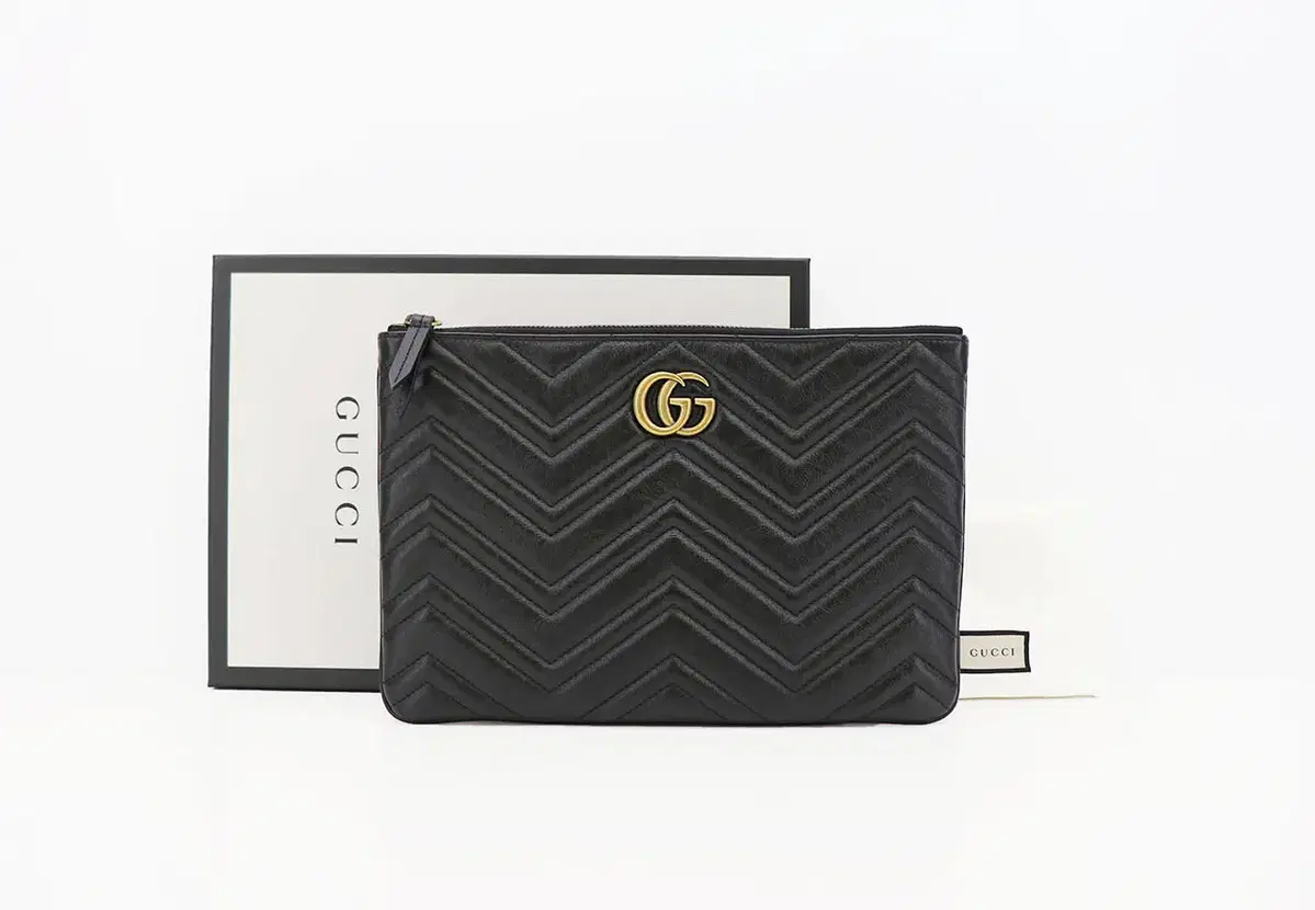 [착한중고명품해운대점] Gucci 525541 GG Marmont Clutch Condition A+