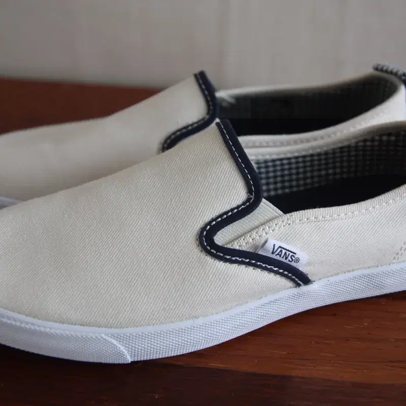 VANS JOHNSON SLIP ON 반스 슬립온 미사용 225