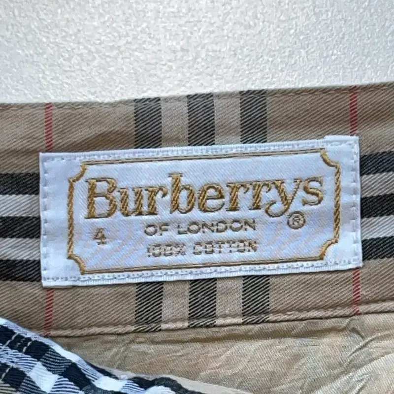 BURBERRYS 하프 팬츠 24 HS00884