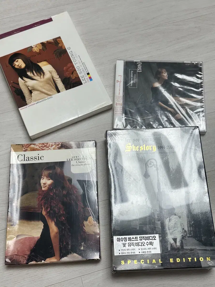 Sooyoung Lee's album CD sealed 팔립니다