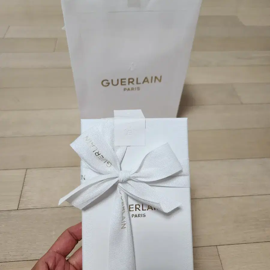 (새제품, 선물포장)GUERLAIN 겔랑 유스 워터리 오일 30ml