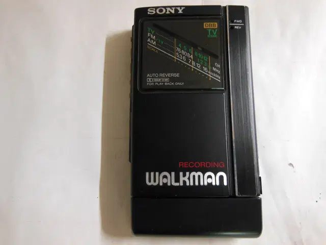 SONY  WM-F404  워크맨  작동품