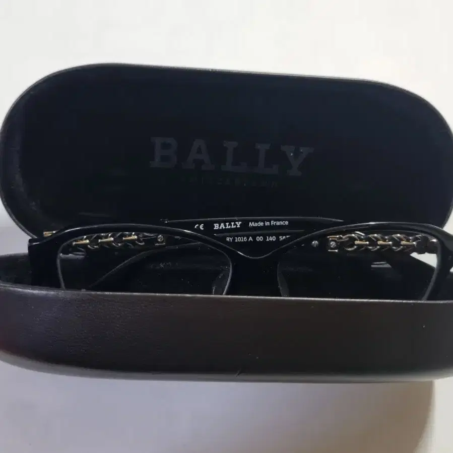 BALLY 발리 수입정품 BY1016A 남녀공용 뿔테안경  명품 안경테