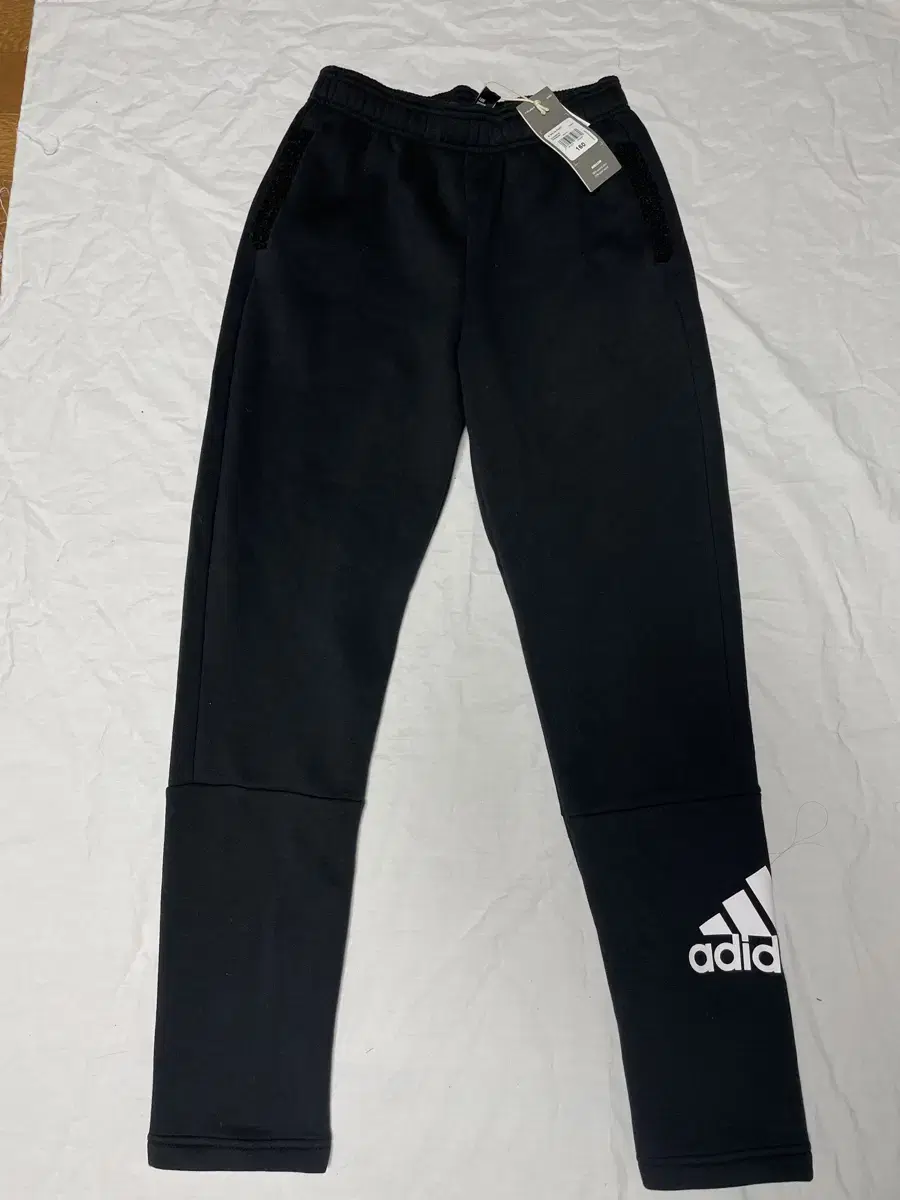 Adidas Trousers New M to L160