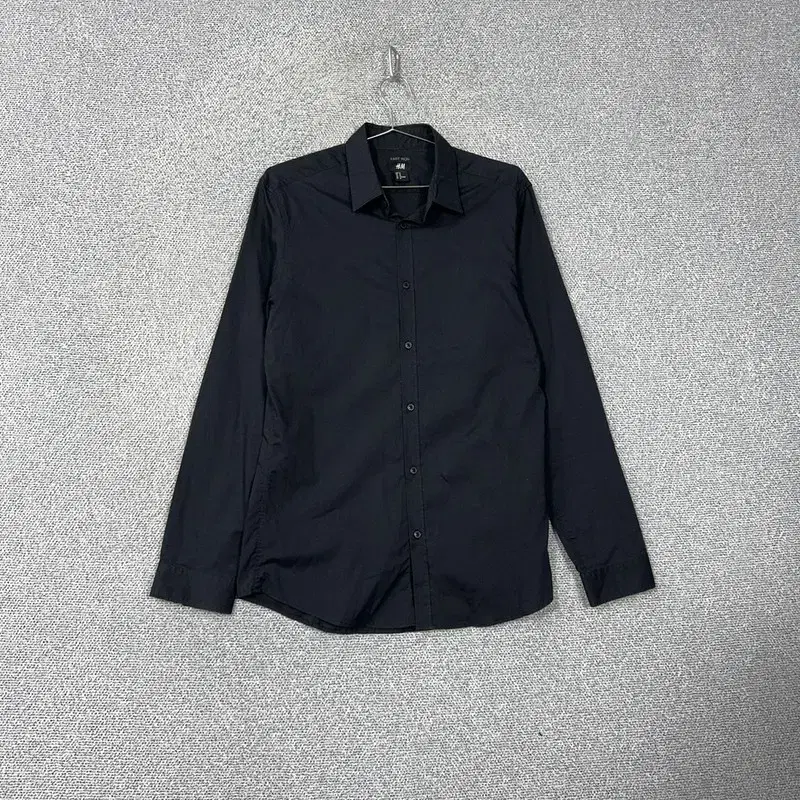 H&M Casual woven shirt M