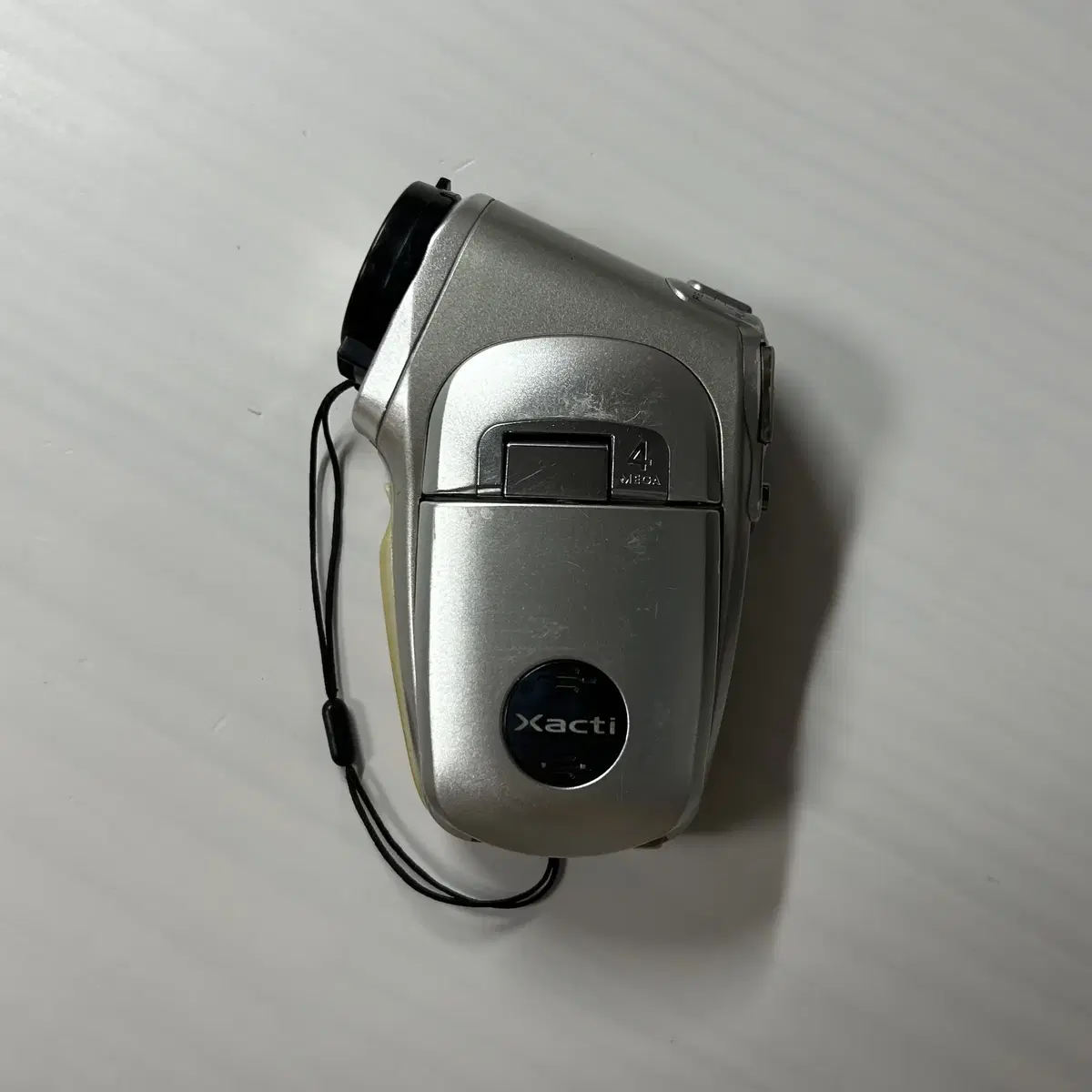 SANYO　Xacti　DMX-GH1 Sanyo Dual Camera Xacti DMX-CG100 and DMX-GH1 • Camera News