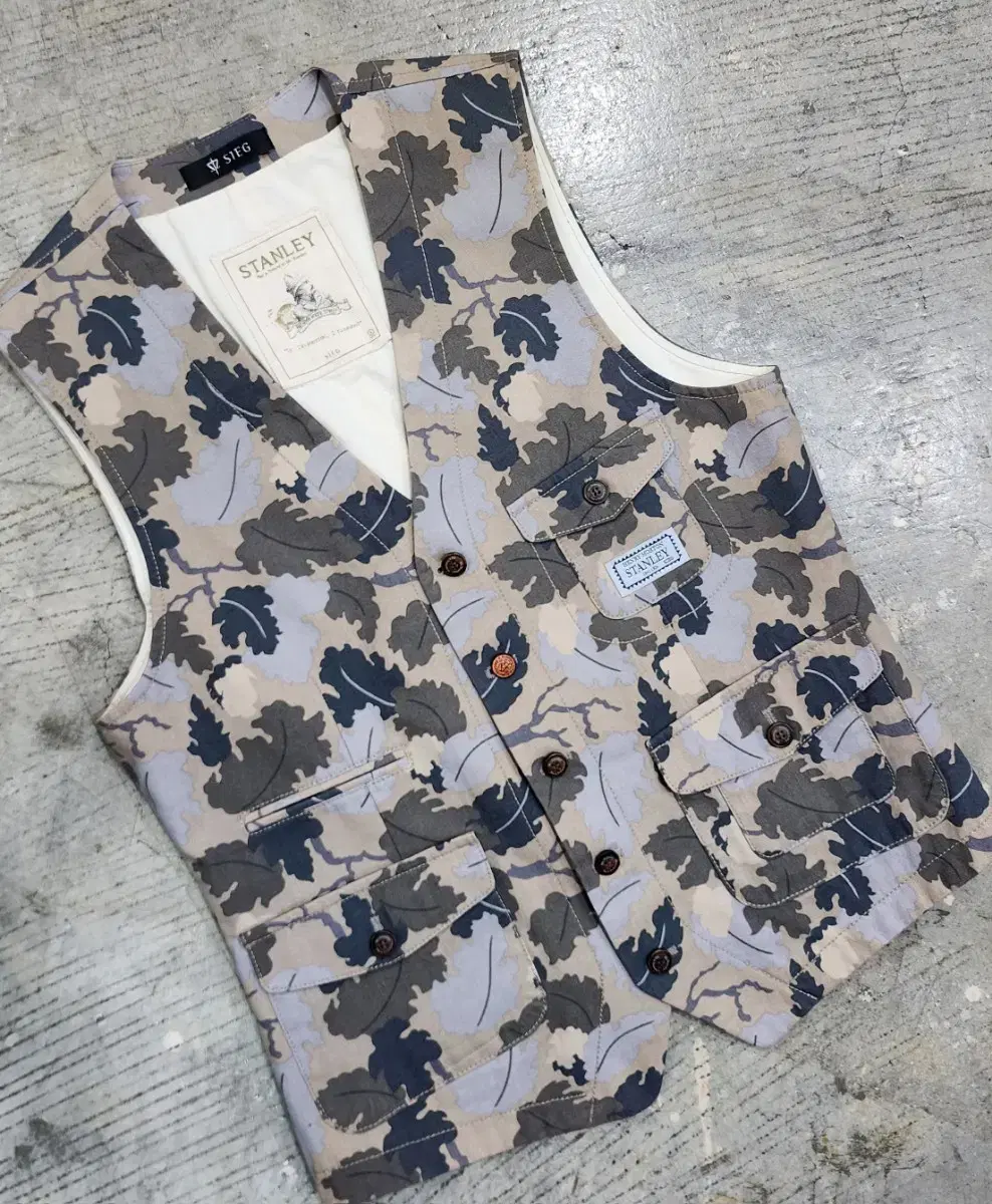 Zique Vintage Camo Vest Amecazi Jo