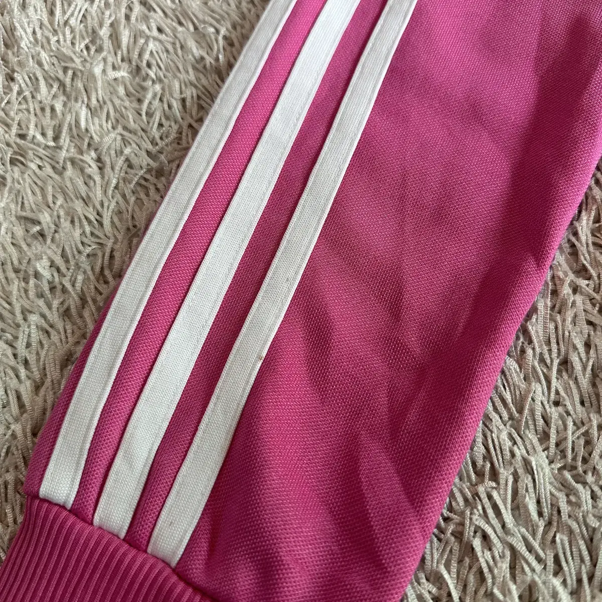 [S] 대장급) 아디다스 ADIDAS 축구공 삼각로고 트랙탑 져지 핑크