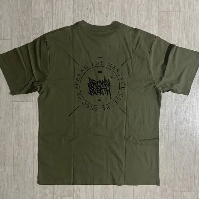 [XL] 브라운브레스 카키 티셔츠 STAMP TAG TEE - KHAKI